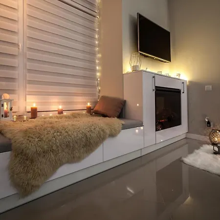 Luxe Virmenska Апартаменти