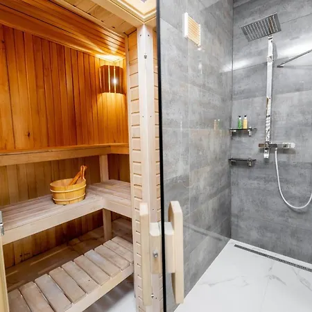 Luxe Virmenska Апартаменти Львів