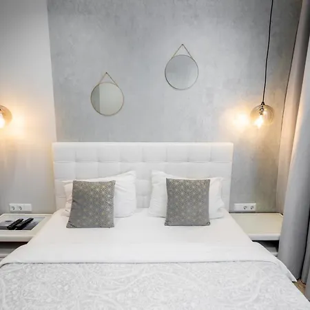 Апартаменти Luxe Virmenska