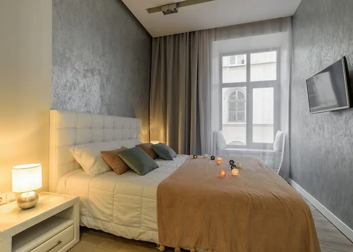 Luxe Virmenska * Lviv