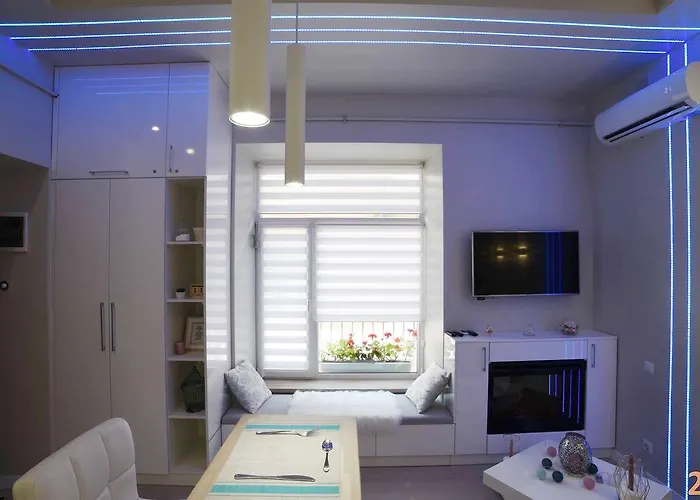 Luxe Virmenska Appartamento