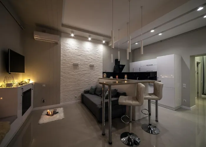 Апартаменты Luxe Virmenska