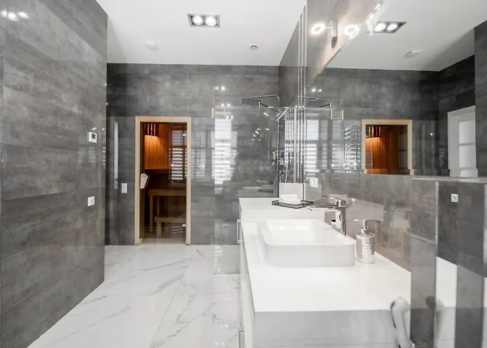 Luxe Virmenska Appartement *