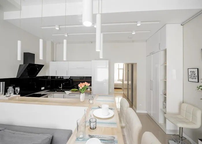 Luxe Virmenska * Leopoli