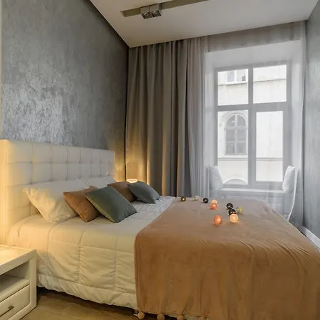 Luxe Virmenska * Lviv