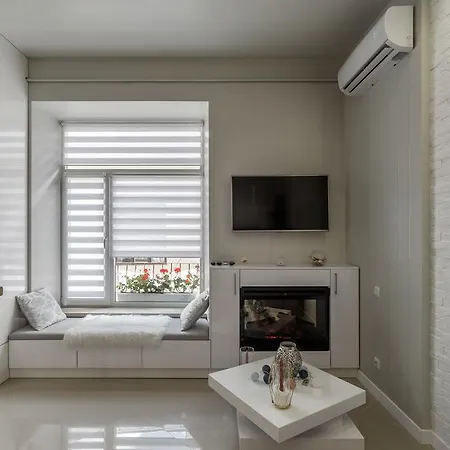 Apartment Luxe Virmenska Lviv