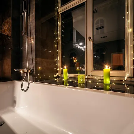 Luxe Virmenska Apartment *