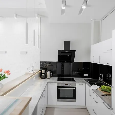 Luxe Virmenska * Lviv